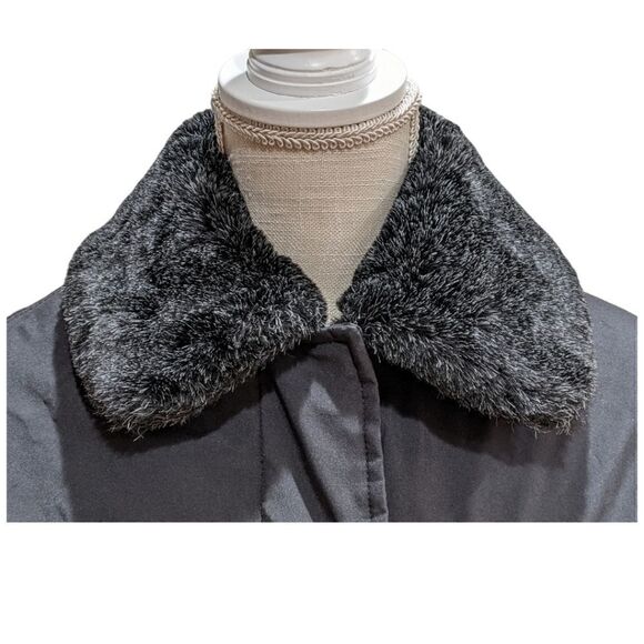 Bernardo Women's Black Long Jacket Faux Fur Collar Fleece Lining Size S - Picture 4 of 11